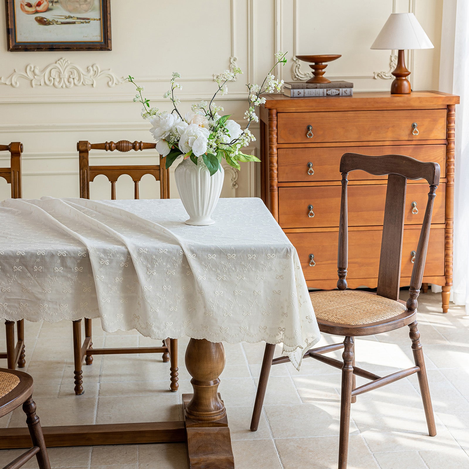 Pure Cotton Jacquard Tablecloth, Vintage French Style for Wedding, Party & Dessert Table – Fits Square & Round Tables