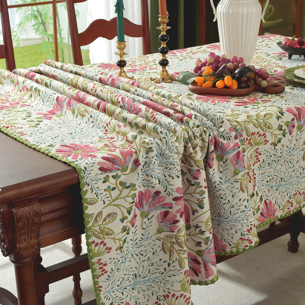 Linen-Style Shell Lace Tablecloth, Pastoral Design