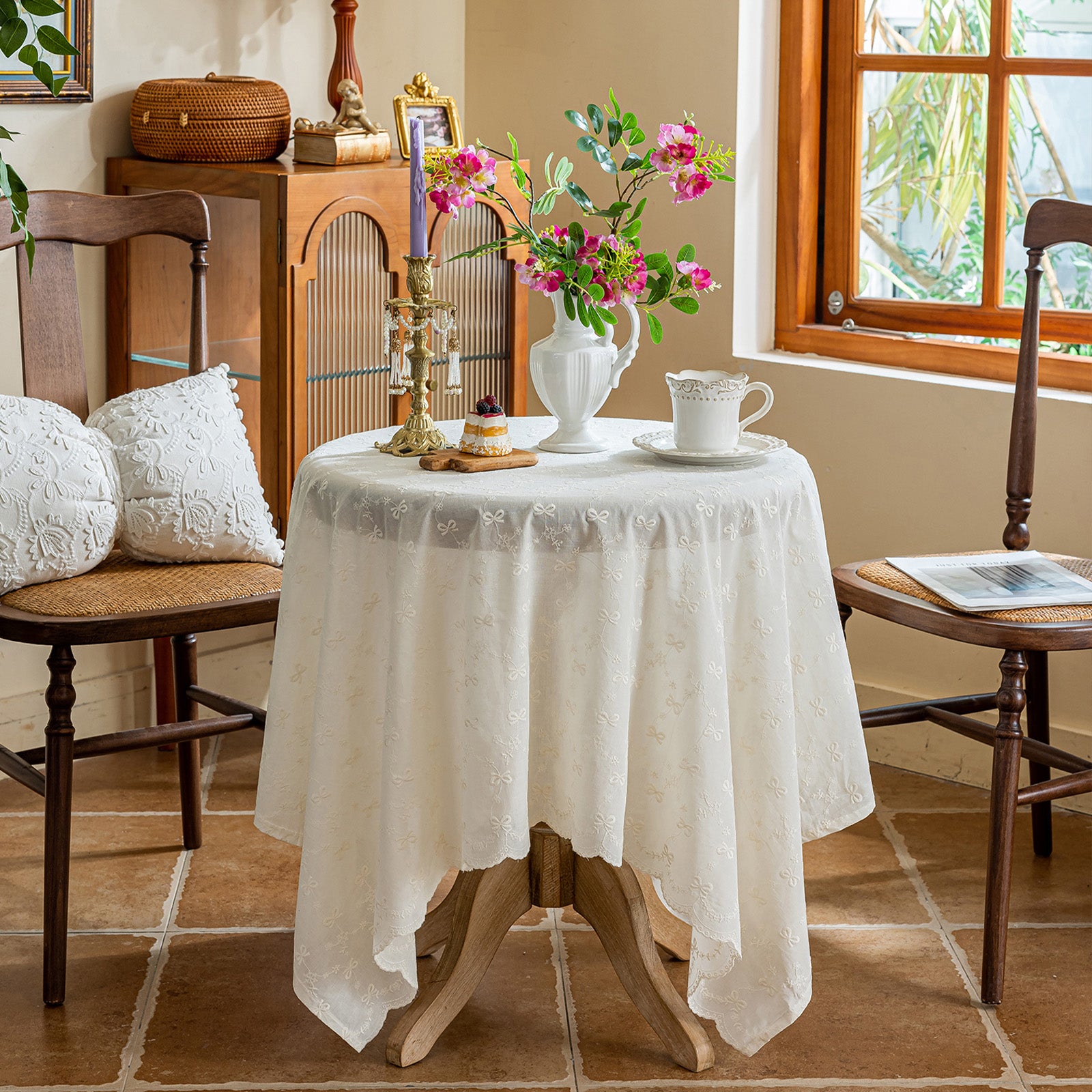 Pure Cotton Jacquard Tablecloth, Vintage French Style for Wedding, Party & Dessert Table – Fits Square & Round Tables