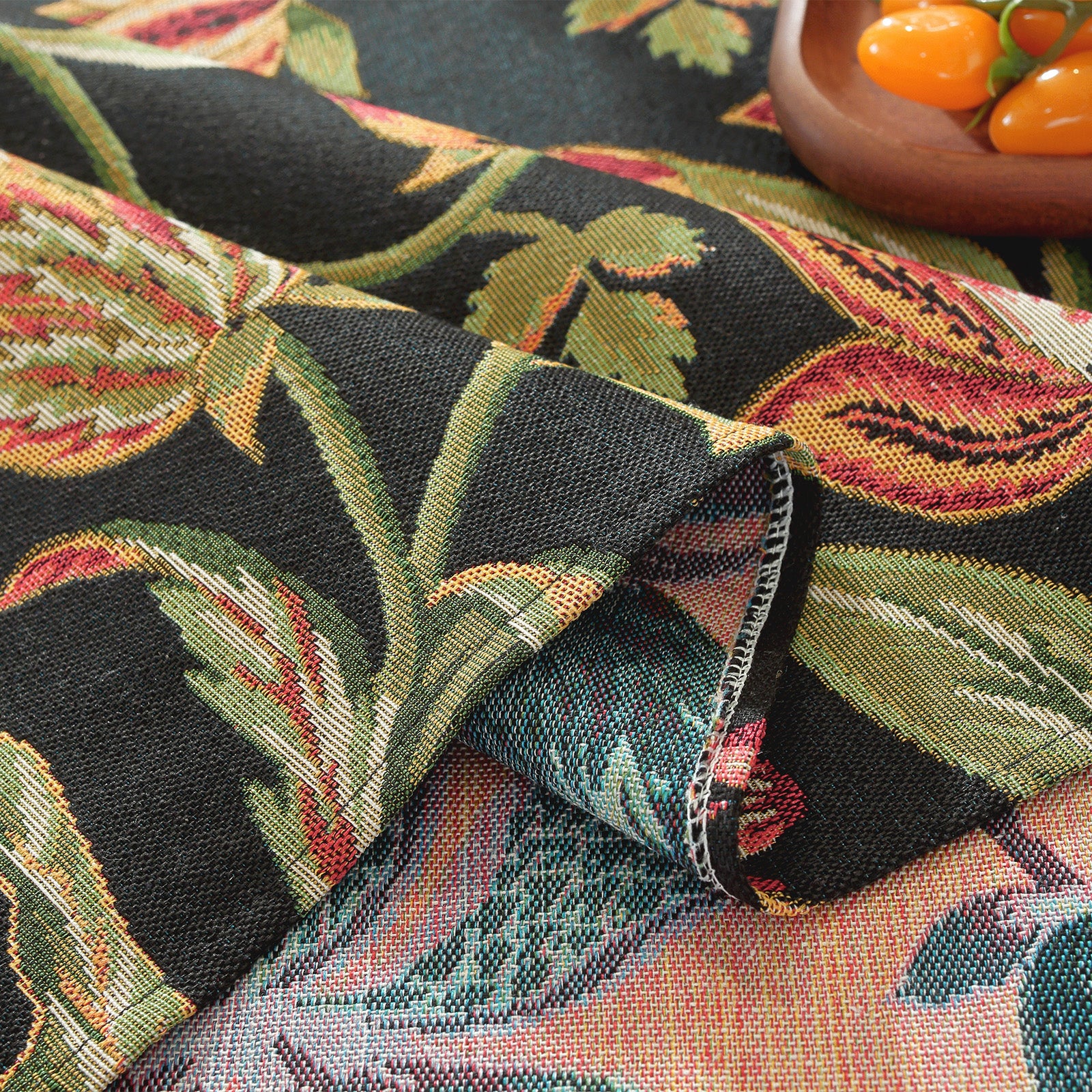 Linen-Like Jacquard Tablecloth