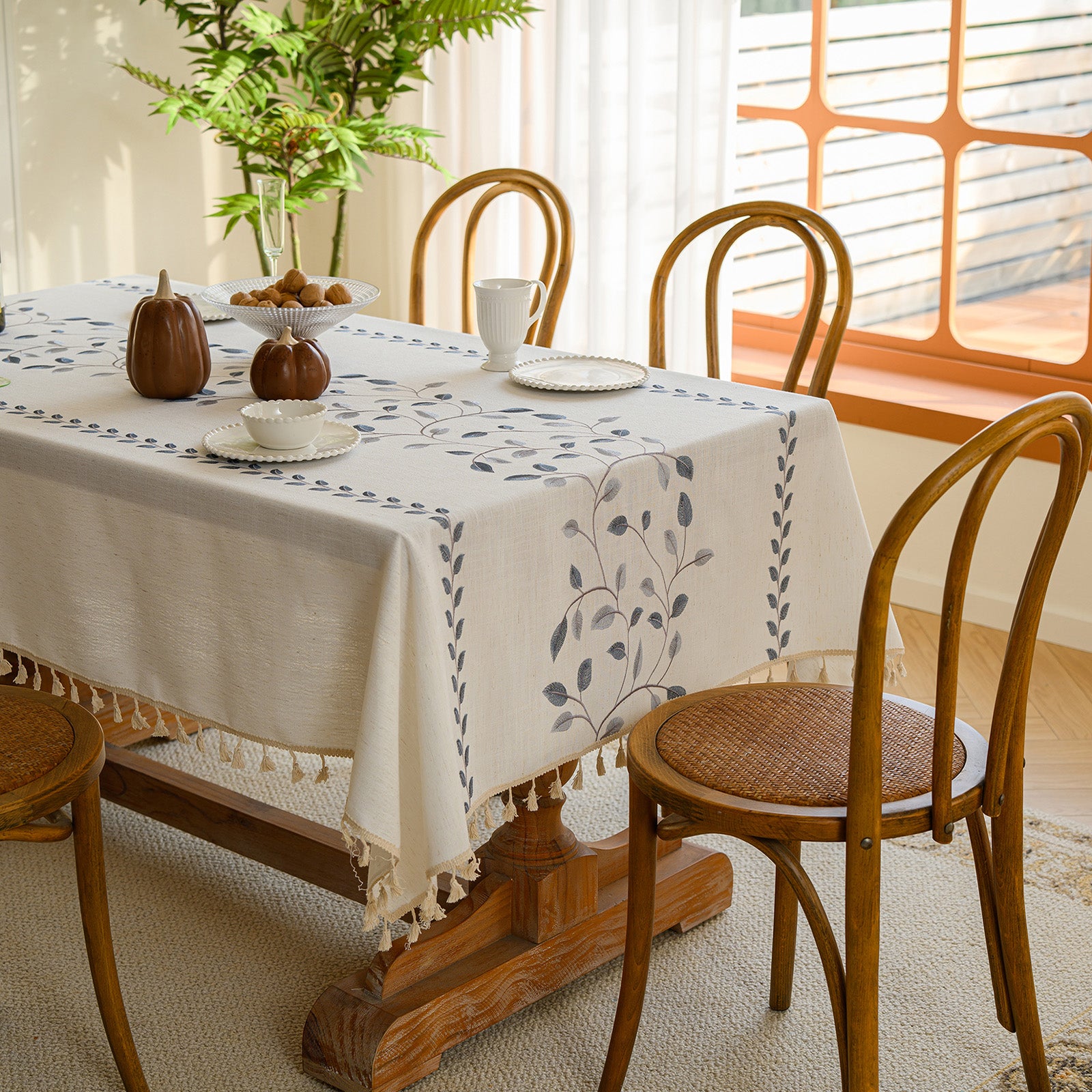 Linen-Like Waterproof Tablecloth with Vine Pattern — Breathable & Minimalist Design for Home Use, Fits Square, Round & Rectangular Tables
