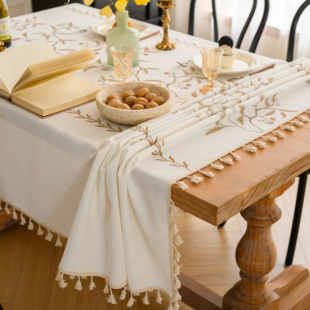 Linen-Like Waterproof Tablecloth with Spruce Tree Pattern — Breathable & Minimalist Design for Home Use, Fits Square, Round & Rectangular Tables