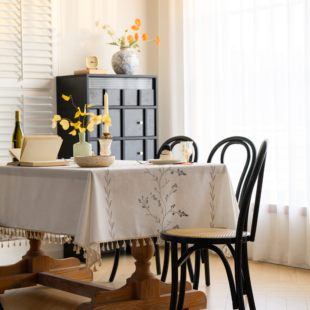 Linen-Like Waterproof Tablecloth with Lavender Pattern — Breathable & Minimalist Design for Home Use, Fits Square, Round & Rectangular Tables