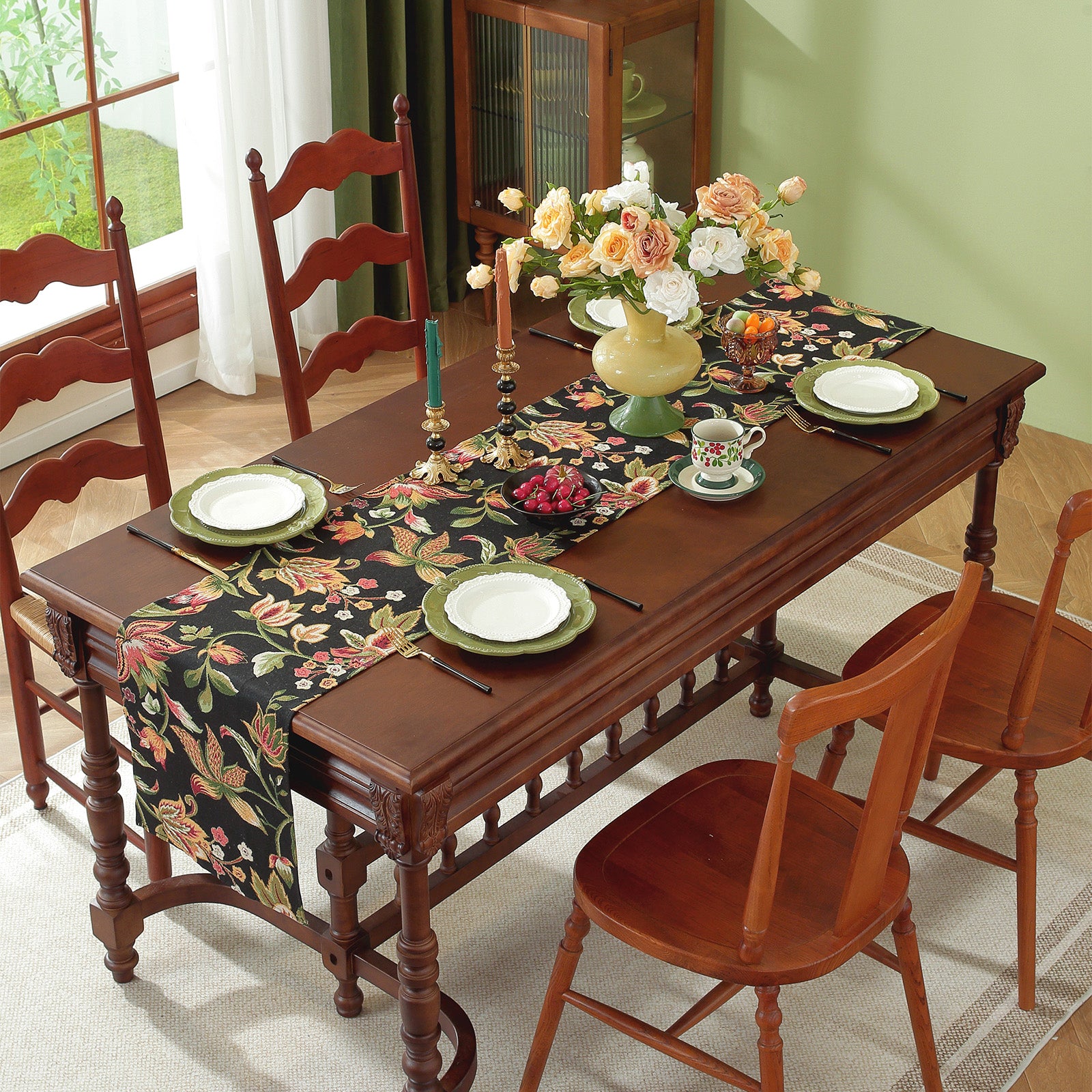 Linen-Like Jacquard Table Runner