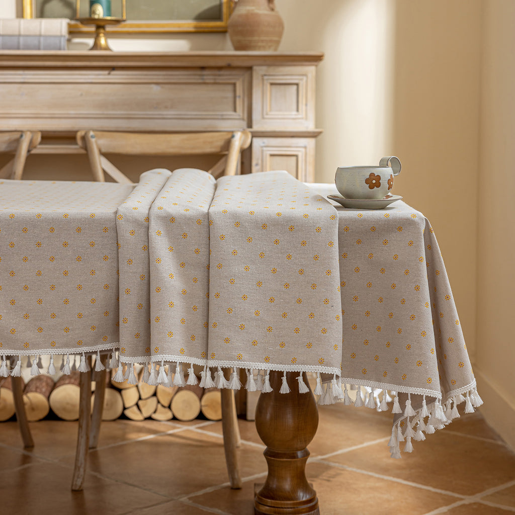 Little Chrysanthemum Pattern Tablecloth