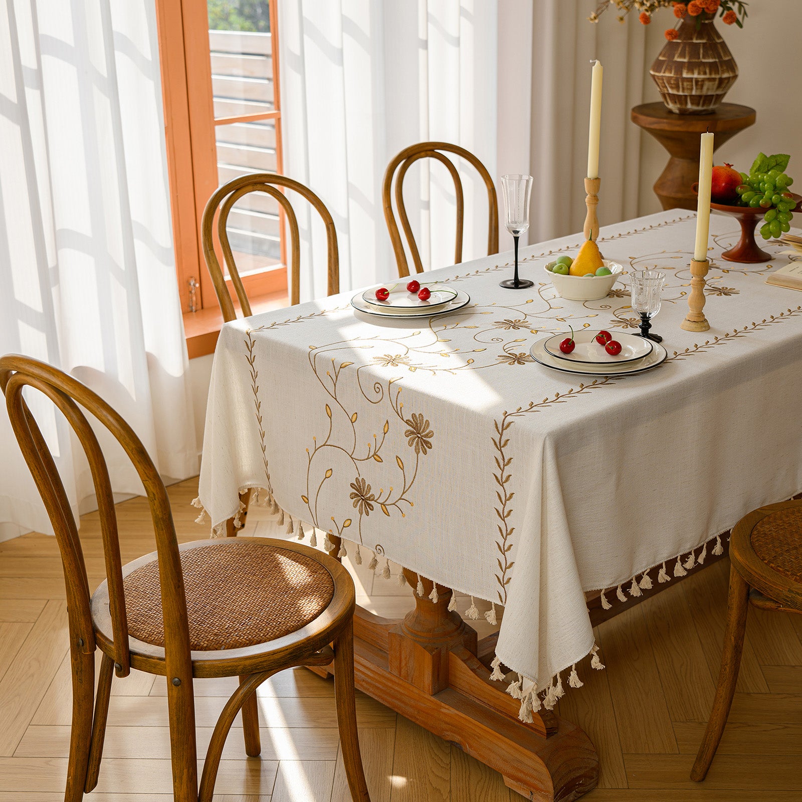 Linen-Like Waterproof Tablecloth with Chrysanthemum Pattern — Breathable & Minimalist Design for Home Use, Fits Square, Round & Rectangular Tables