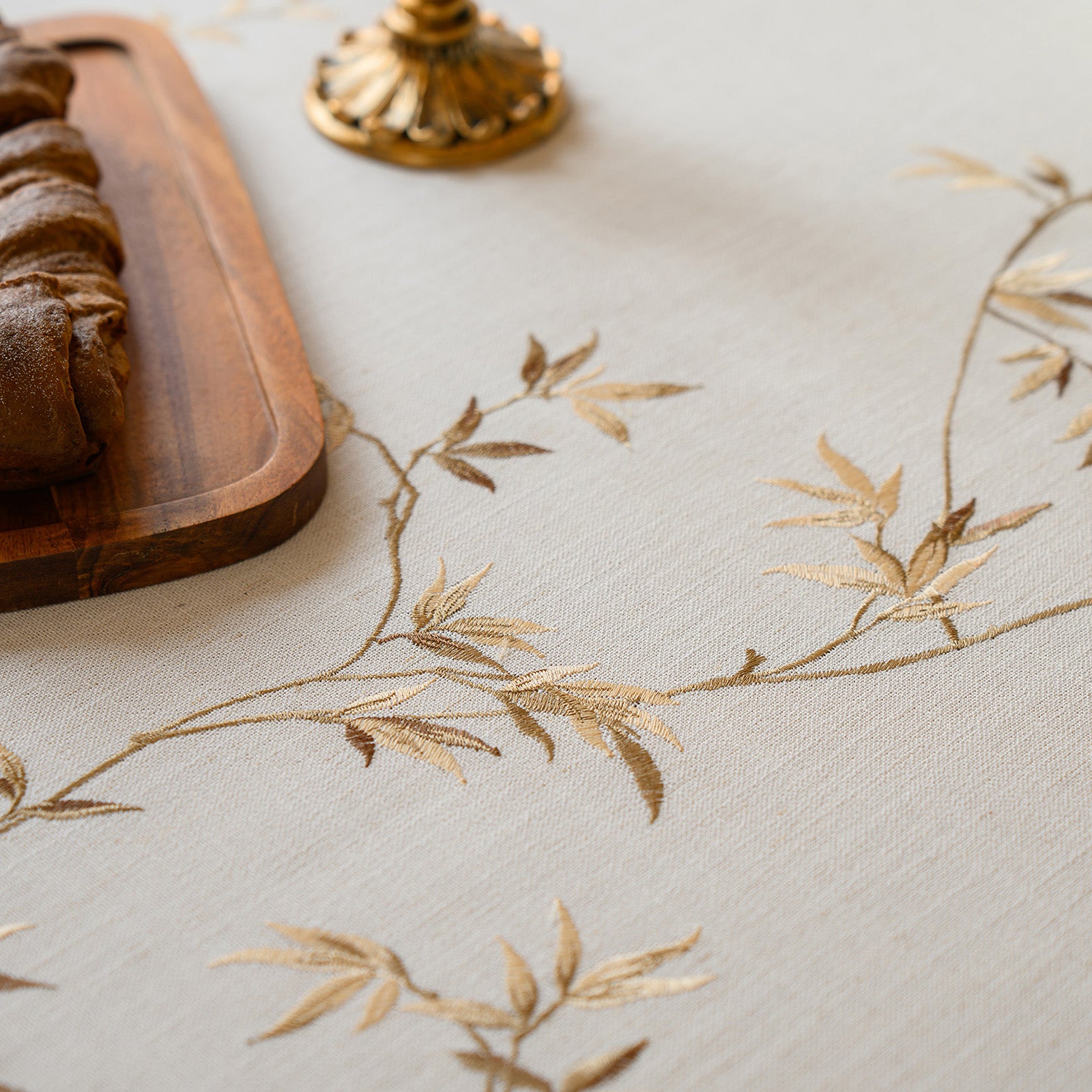 Linen-Like Waterproof Tablecloth with Bamboo Leaf Pattern — Breathable & Minimalist Design for Home Use, Fits Square, Round & Rectangular Tables