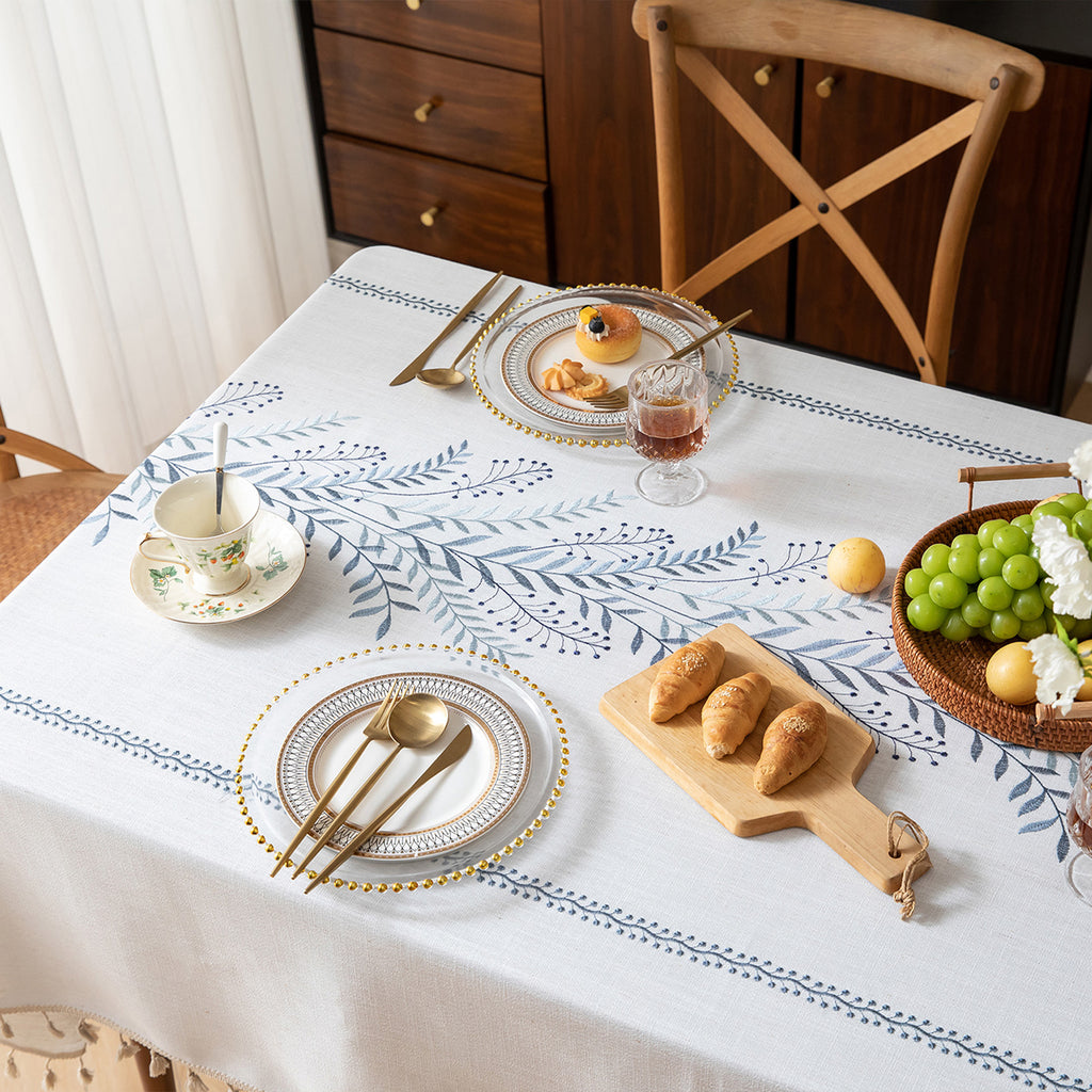 Linen-Like Waterproof Tablecloth with Fern Pattern — Breathable & Minimalist Design for Home Use, Fits Square, Round & Rectangular Tables