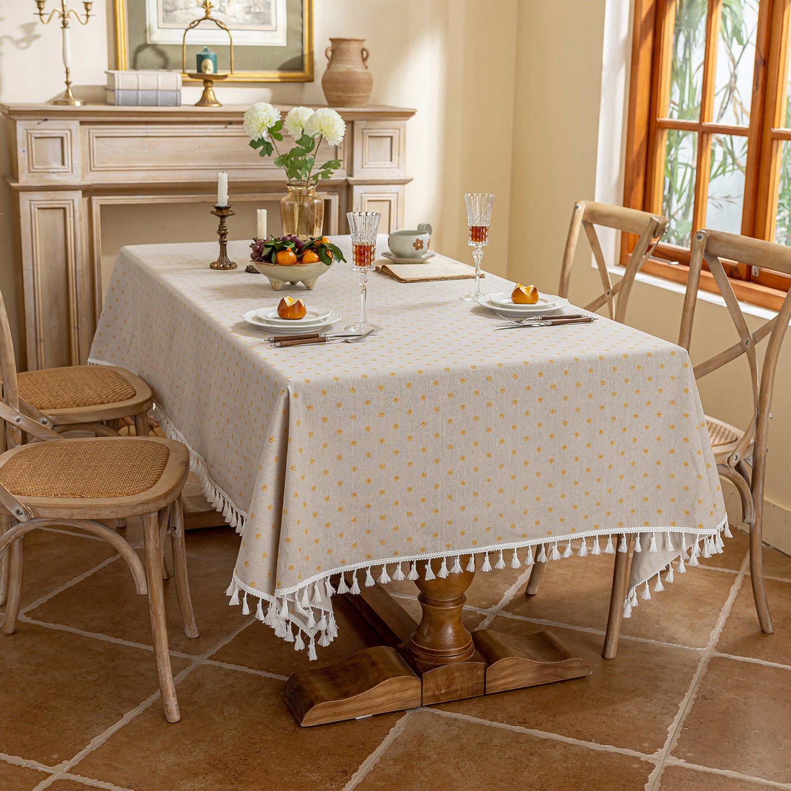 Little Chrysanthemum Pattern Tablecloth