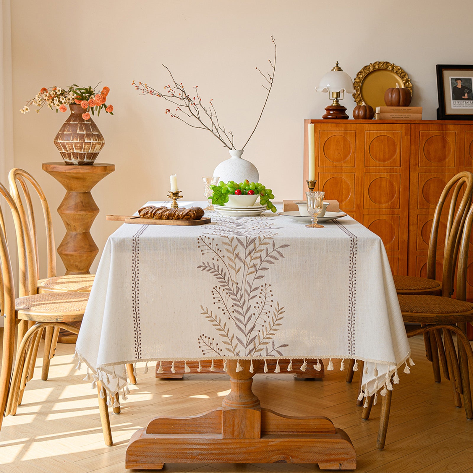 Linen-Like Waterproof Tablecloth with Fern Pattern — Breathable & Minimalist Design for Home Use, Fits Square, Round & Rectangular Tables