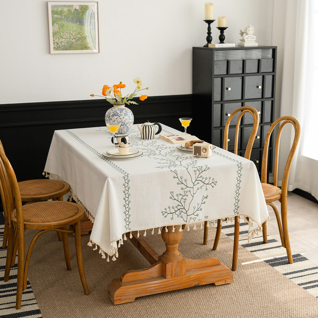 Linen-Like Waterproof Tablecloth with Berry Pattern — Breathable & Minimalist Design for Home Use, Fits Square, Round & Rectangular Tables