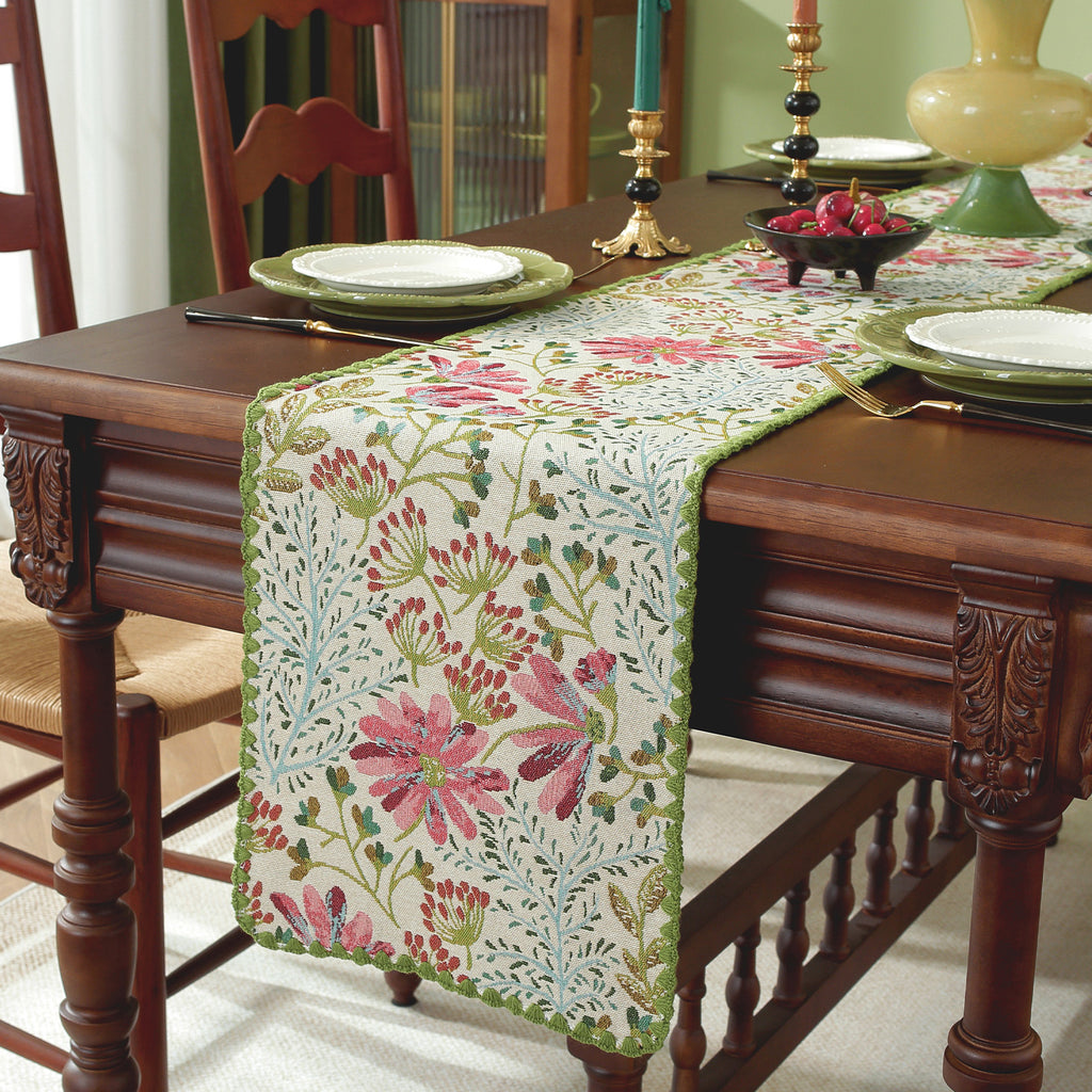 Linen-Style Shell Lace Table Runner, Pastoral Design