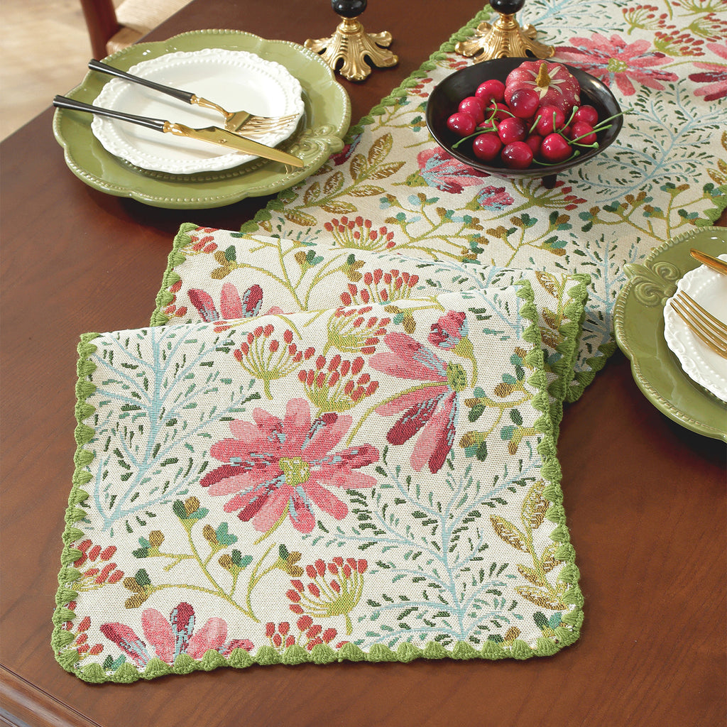 Linen-Style Shell Lace Table Runner, Pastoral Design