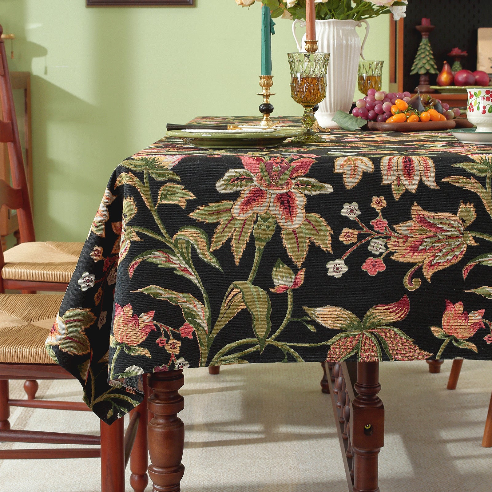 Linen-Like Jacquard Tablecloth