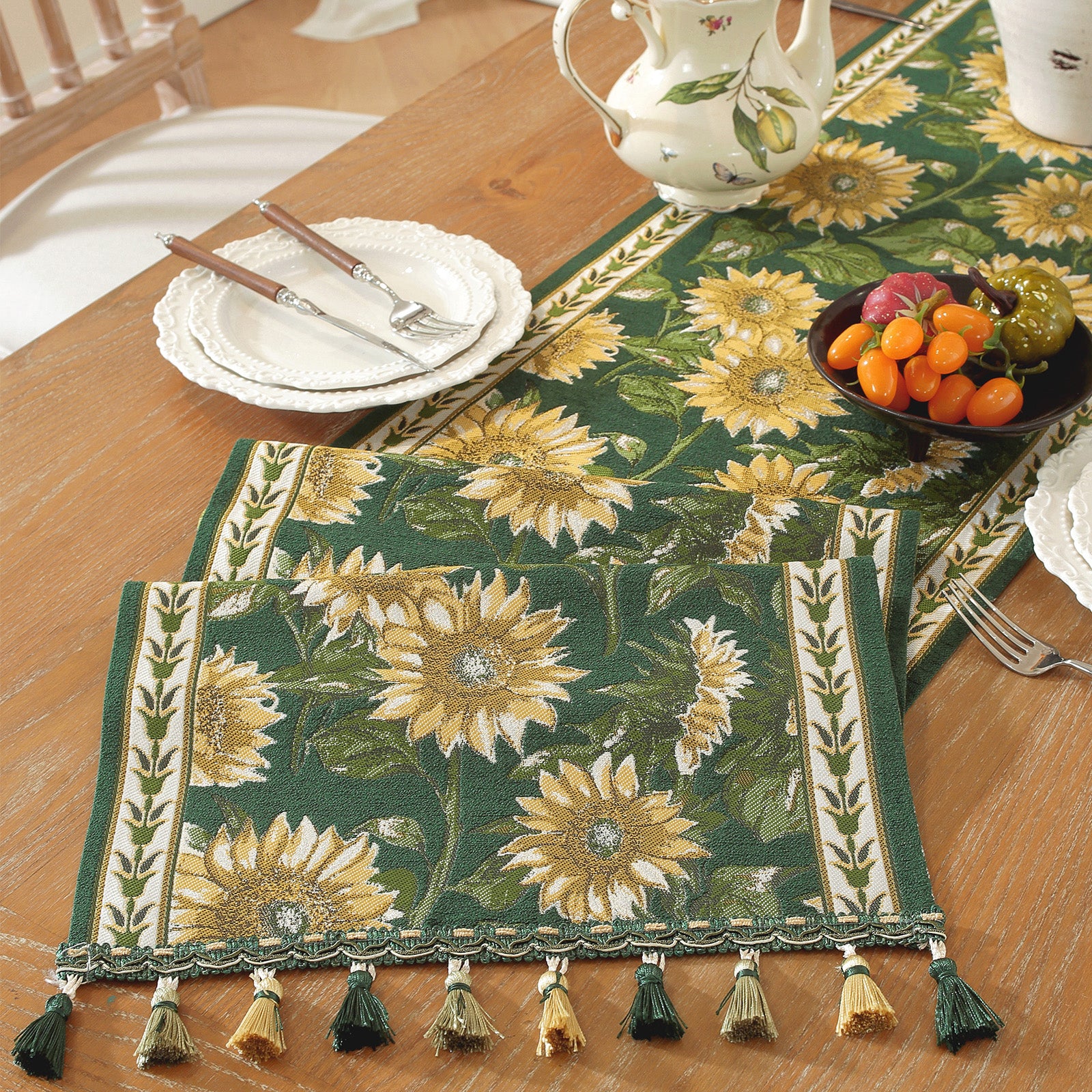 Vintage Table Runner with Sunflower Pattern